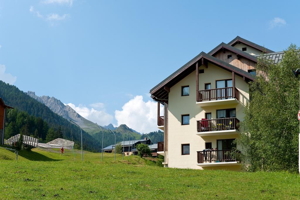Madame Vacances Residence Les Chalets Du Thabor Valfrejus Εξωτερικό φωτογραφία